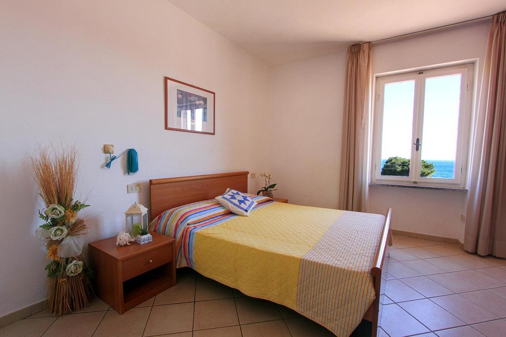 Hotel Holiday Bambu Marciana  Oda fotoğraf